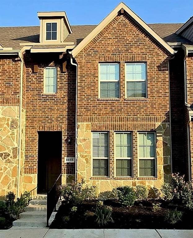 Property photo for 2236 Lasso Court, Mesquite, TX