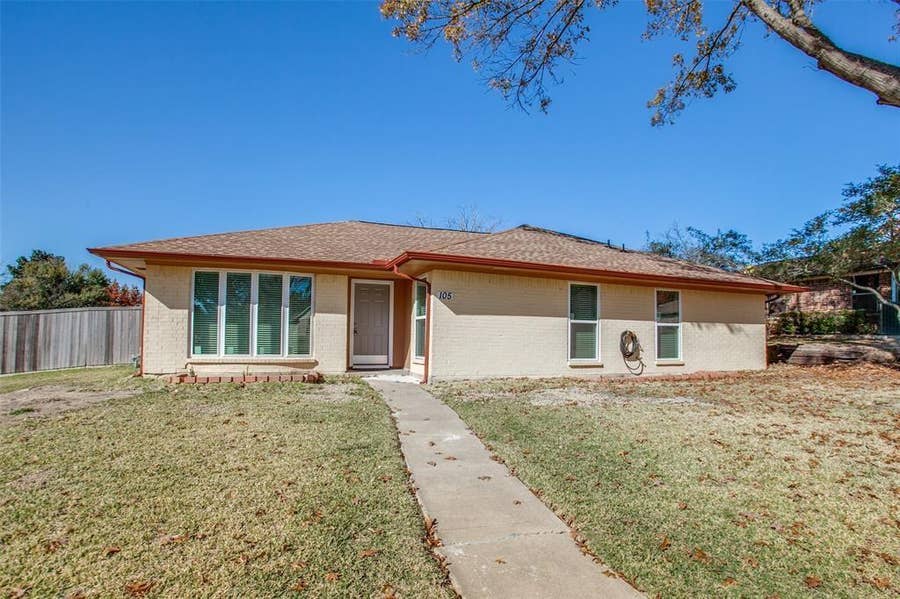 Property photo for 105 Waits Circle, Garland, TX