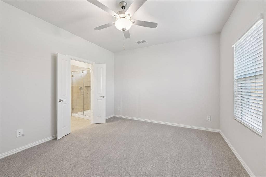 126 Winchester Hill Lane, Princeton, TX 75071 Photo is not of the actual home, but is an inspirational photo of builder’s model home and may depict options, furnishings, and/or decorator features that are not included.