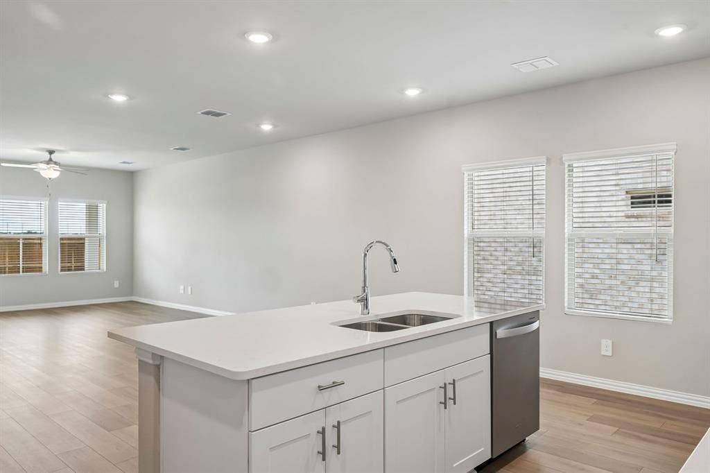 122 Winchester Hill Lane, Princeton, TX 75071 Photo is not of the actual home, but is an inspirational photo of builder’s model home and may depict options, furnishings, and/or decorator features that are not included.