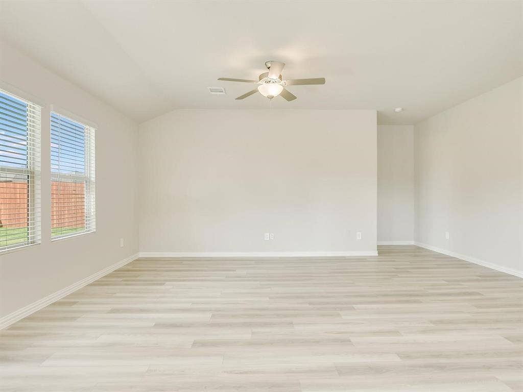 2305 Bellatrix Drive, Haslet, TX 76052