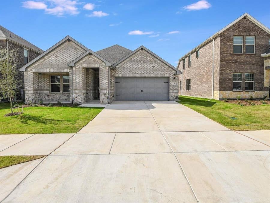 Property photo for 2305 Bellatrix Drive, Haslet, TX
