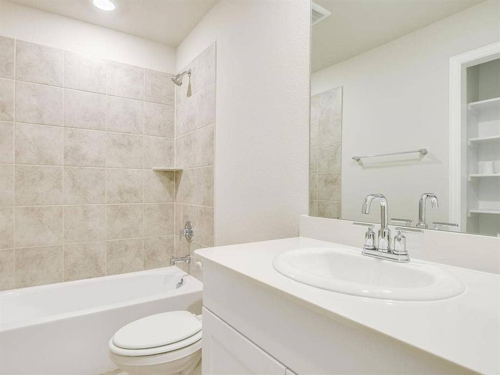 2305 Bellatrix Drive, Haslet, TX 76052