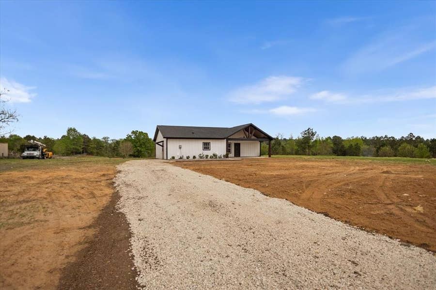 Property photo for 4123 County Road 1120, Tyler, TX