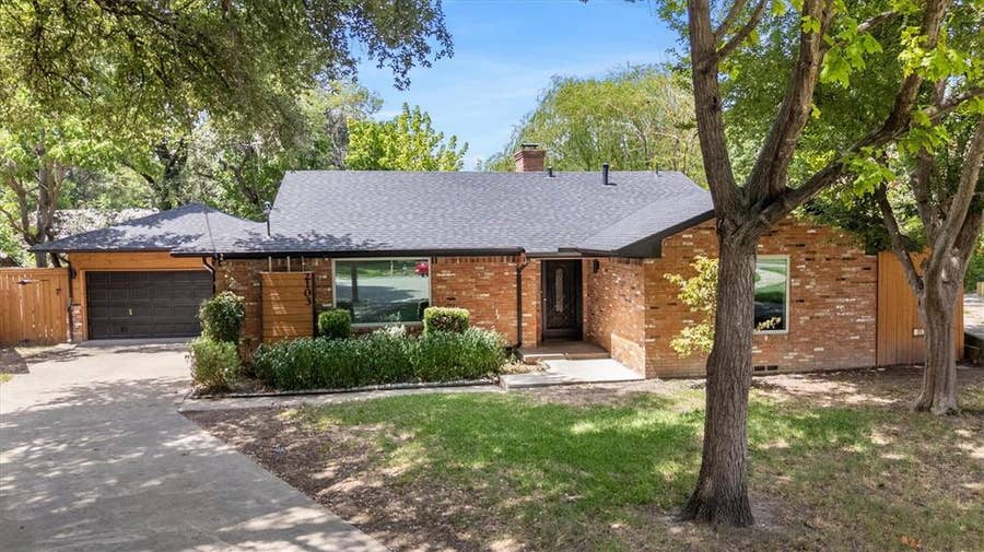 Property photo for 2103 Healey Drive, Dallas, TX