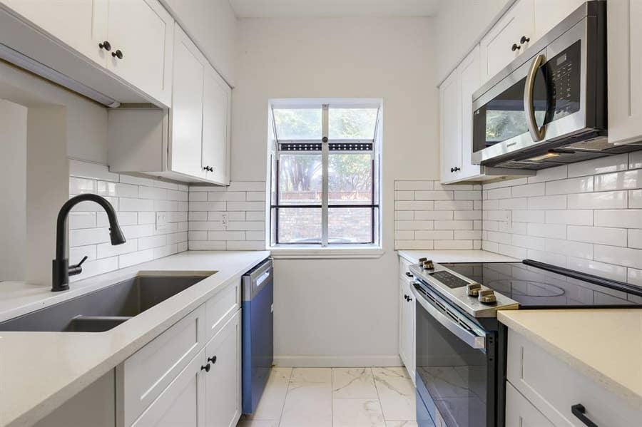Property photo for 1700 Amelia Court, #314, Plano, TX