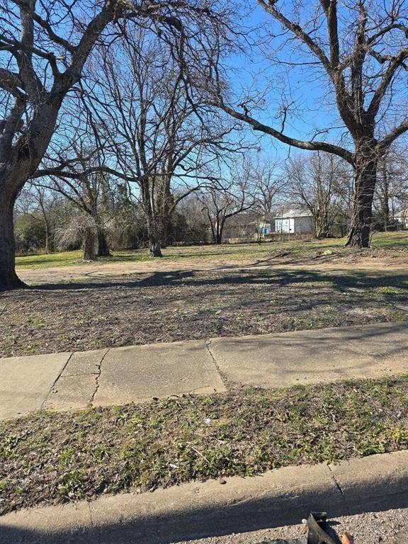 Property photo for 2115 S Denley Drive, Dallas, TX