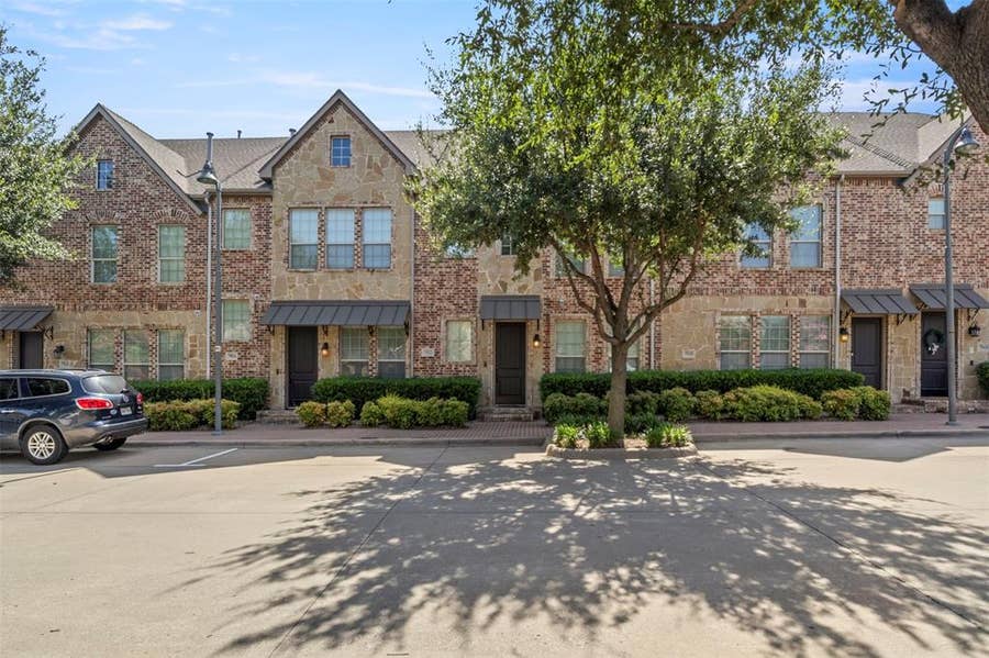 Property photo for 7922 Presley Avenue, Plano, TX