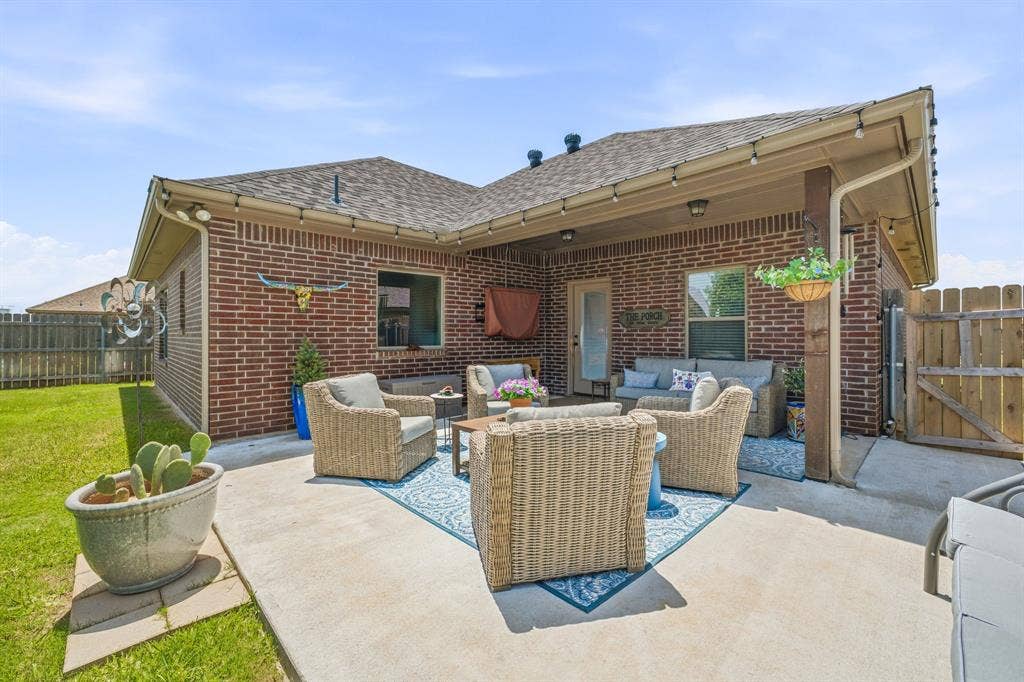 3209 Main Street, Granbury, TX 76049 3209 Main Street, Granbury, TX 76049