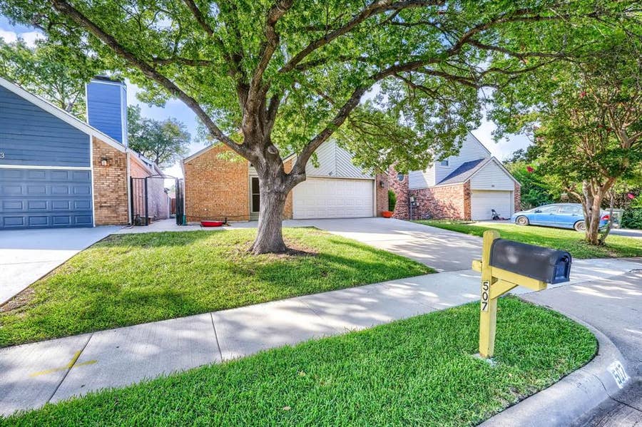 Property photo for 507 Briarcliff Drive, Garland, TX