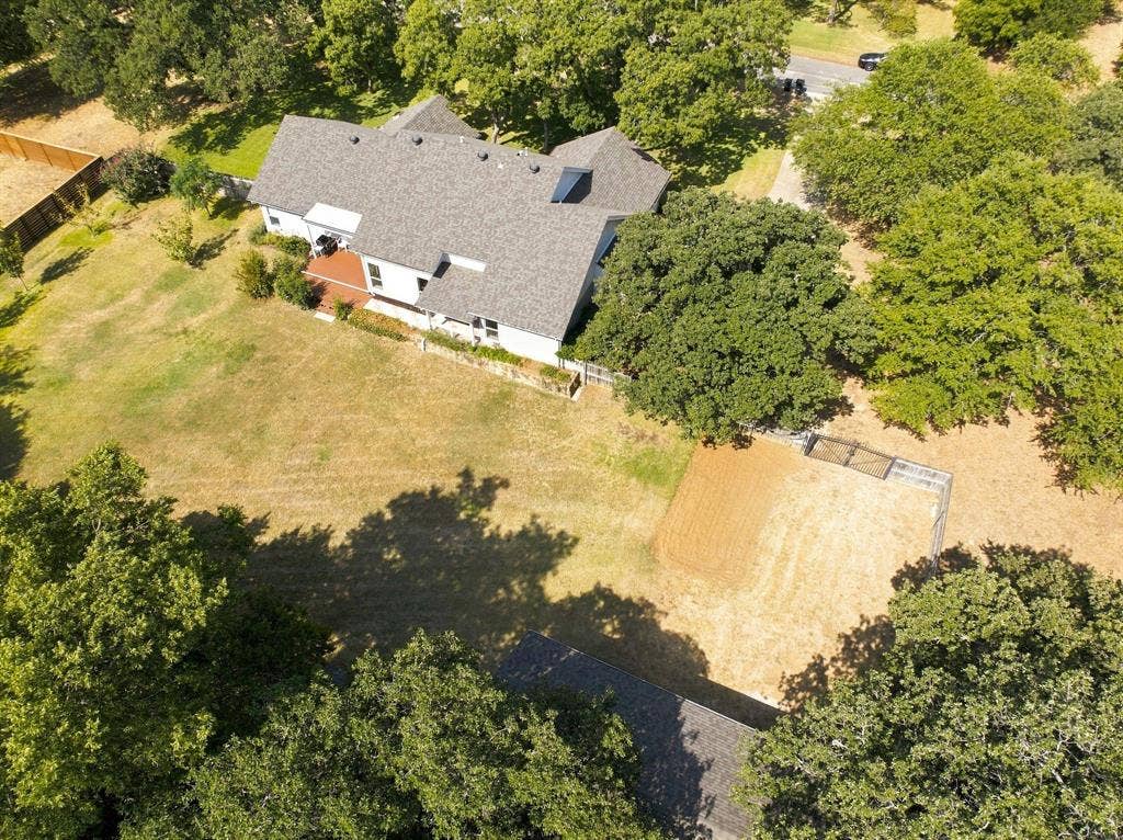 800 Ledara Lane, Keller, TX 76248 800 Ledara Lane, Keller, TX 76248