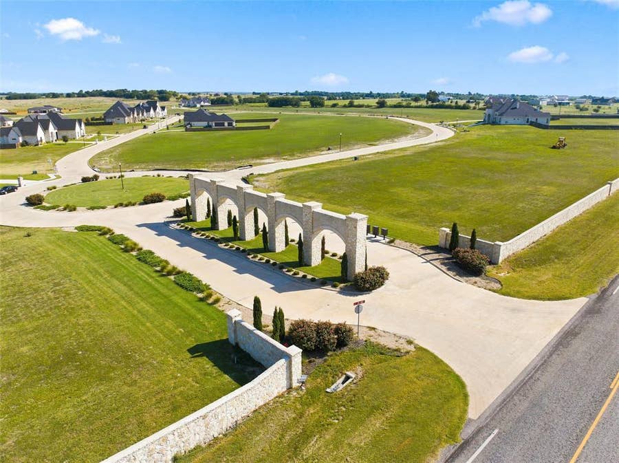 Property photo for 133 Iris Street, Lorena, TX