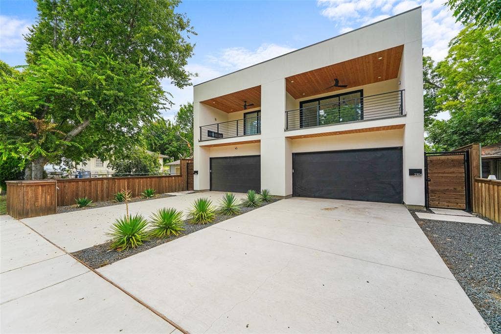 2304 Hondo, Dallas, TX 75219 2304 Hondo, Dallas, TX 75219