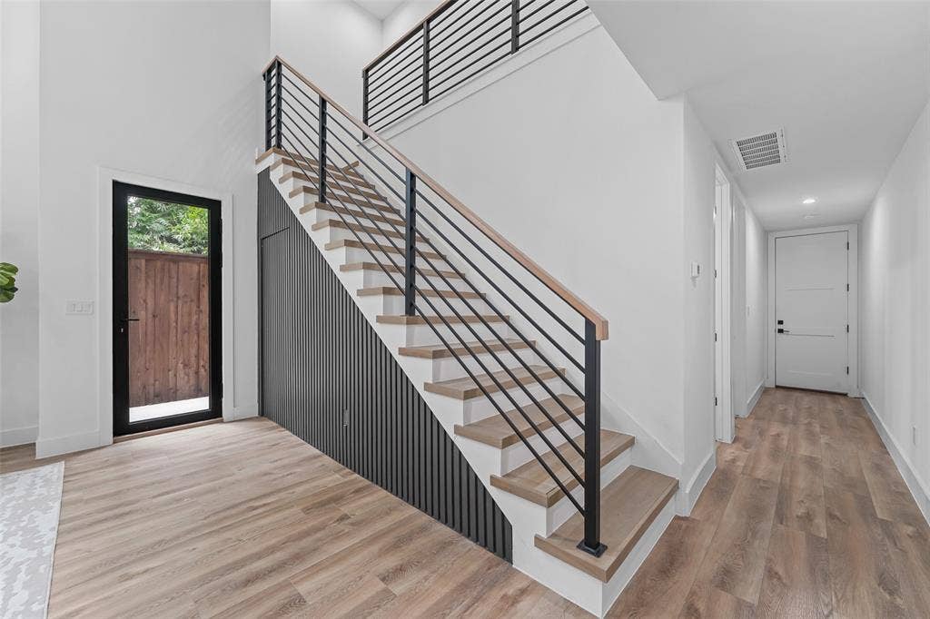 2304 Hondo, Dallas, TX 75219 2304 Hondo, Dallas, TX 75219