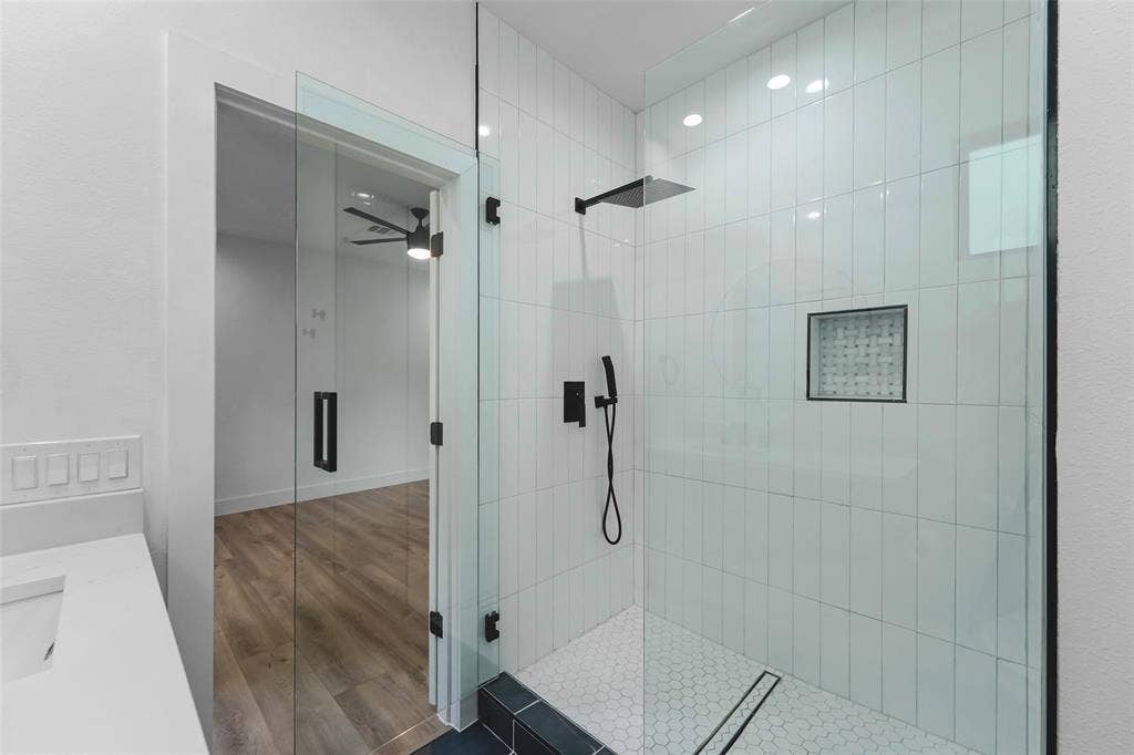 2304 Hondo, Dallas, TX 75219 2304 Hondo, Dallas, TX 75219