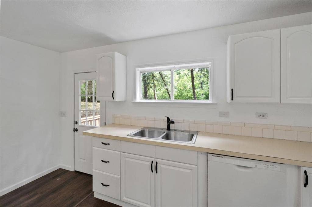 14224 Daniel Boone Lane, Log Cabin, TX 75148 14224 Daniel Boone Lane, Log Cabin, TX 75148
