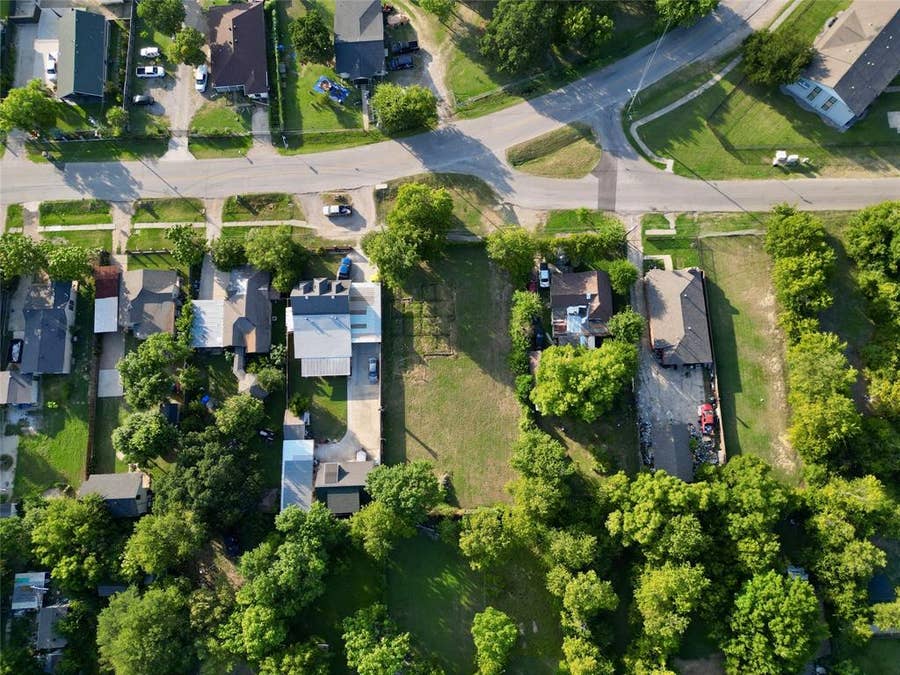 Property photo for 3348 E Overton Road, Dallas, TX