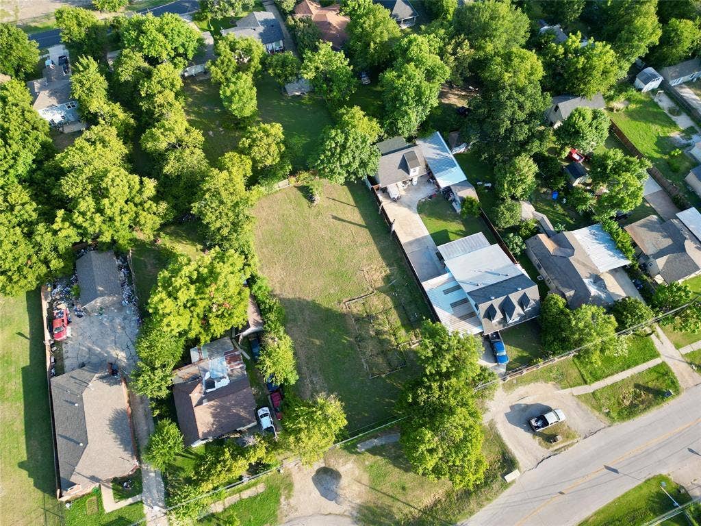 3348 E Overton Road, Dallas, TX 75216