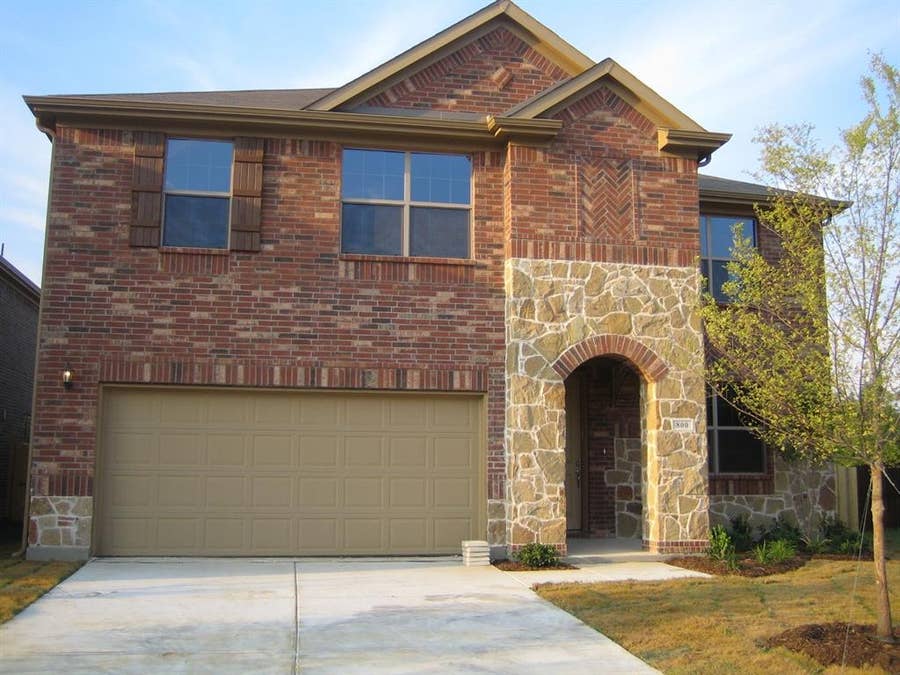 Property photo for 800 Ping Street, McKinney, TX