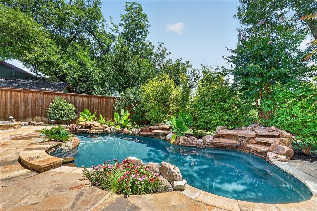 6032 Burgundy Road, Dallas, TX 75230 6032 Burgundy Road, Dallas, TX 75230