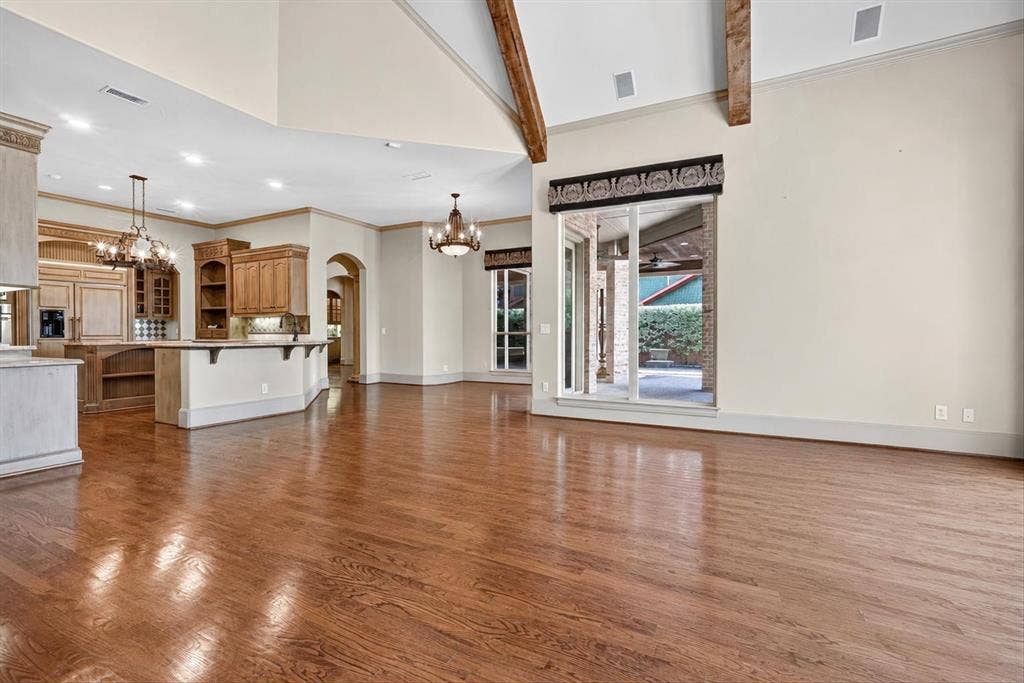 6032 Burgundy Road, Dallas, TX 75230 6032 Burgundy Road, Dallas, TX 75230