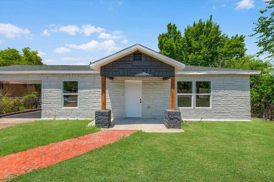 Property photo for 1312 Lindsey Street, Fort Worth, TX