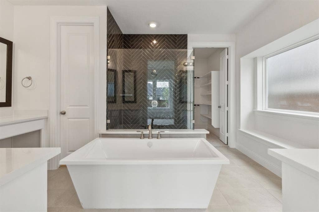 2830 Shane Drive, Midlothian, TX 76065 2830 Shane Drive, Midlothian, TX 76065