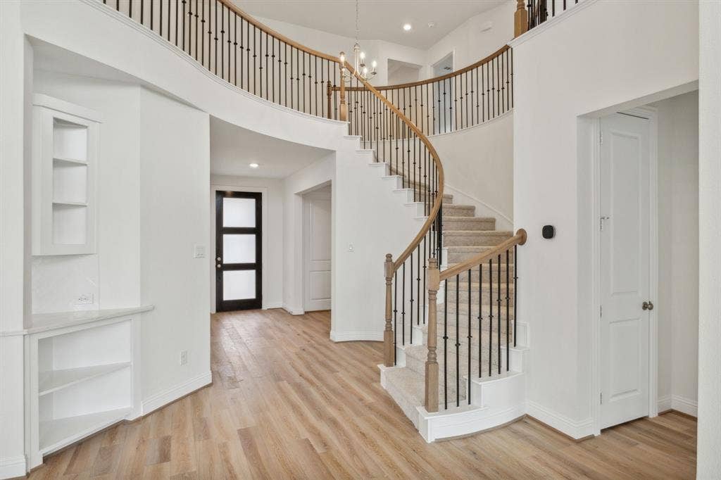 2830 Shane Drive, Midlothian, TX 76065 2830 Shane Drive, Midlothian, TX 76065