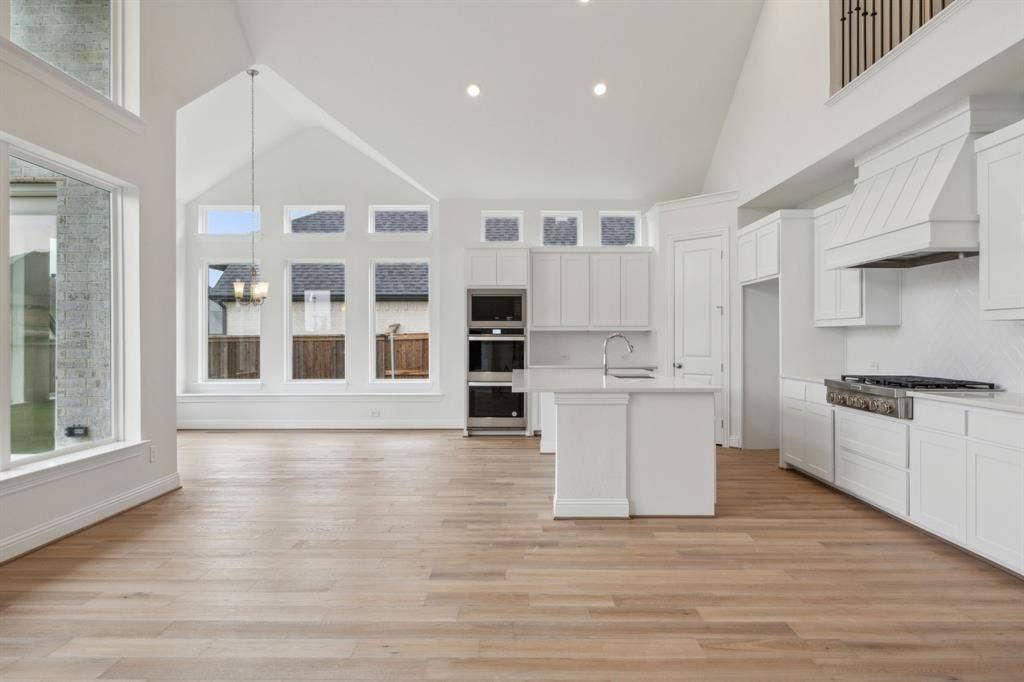 2830 Shane Drive, Midlothian, TX 76065 2830 Shane Drive, Midlothian, TX 76065
