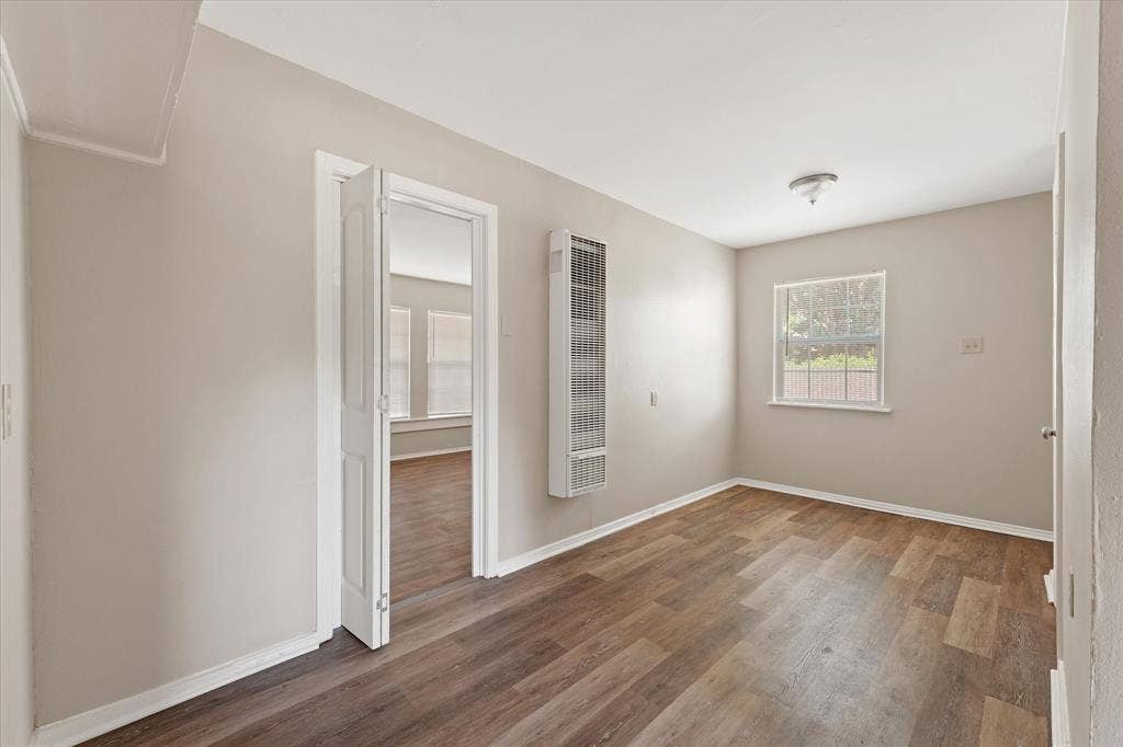 1808 Prairie View Drive, Dallas, TX 75235
