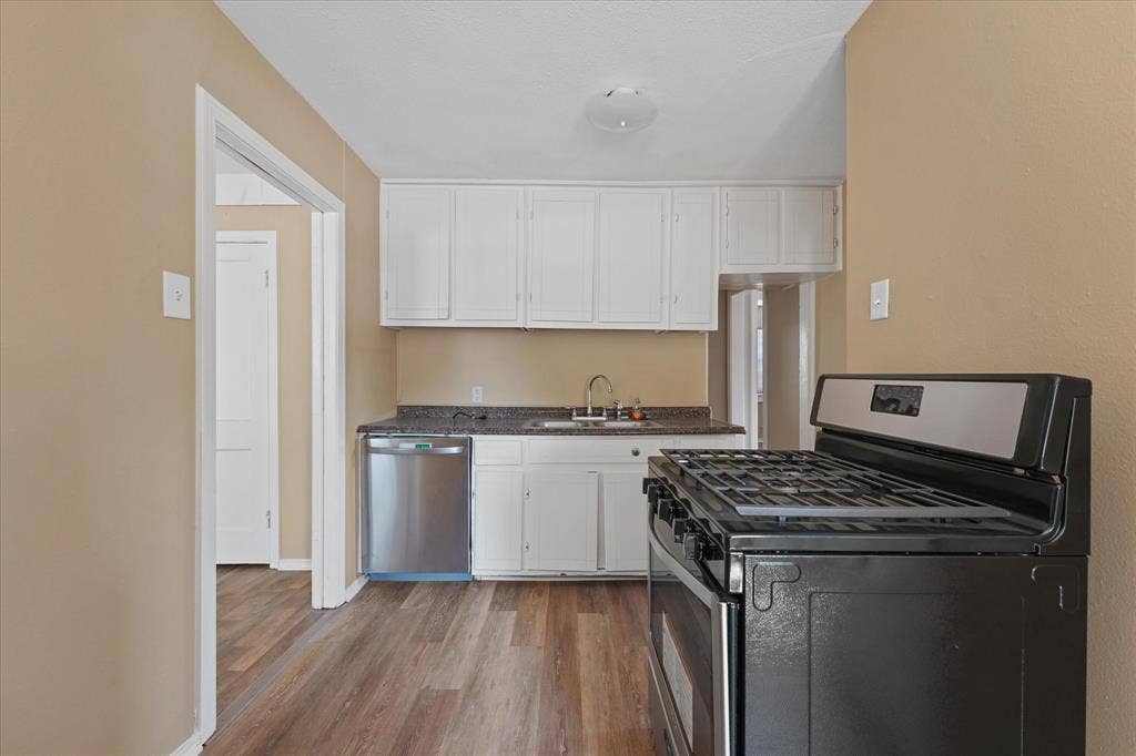 1808 Prairie View Drive, Dallas, TX 75235