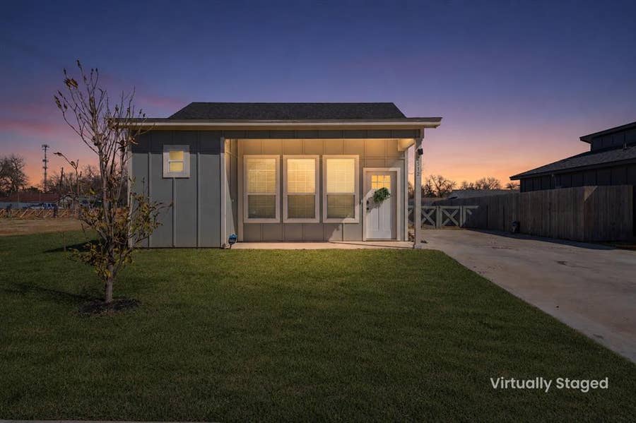 Property photo for 2312 S 12th Street, Waco, TX
