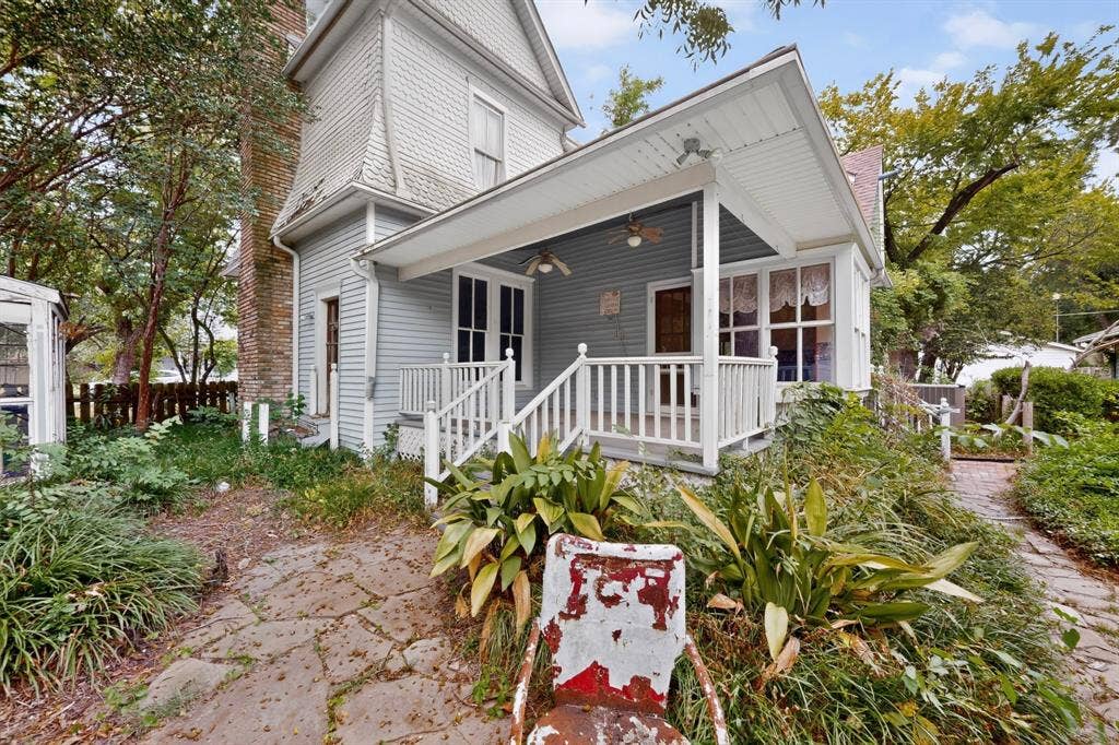 604 Johnson Street, Terrell, TX 75160 604 Johnson Street, Terrell, TX 75160