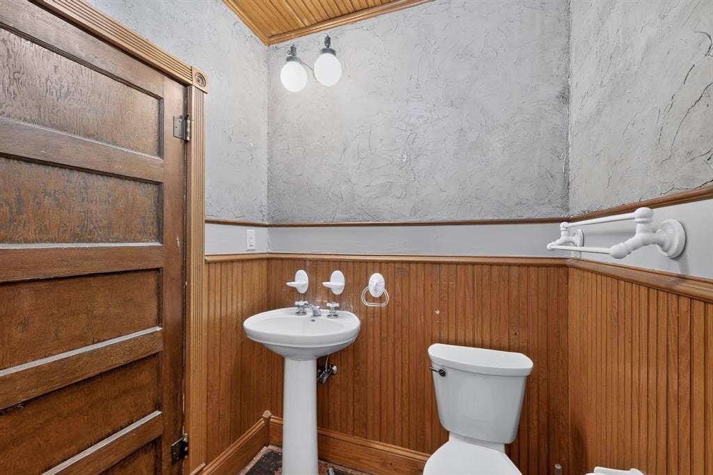 604 Johnson Street, Terrell, TX 75160 604 Johnson Street, Terrell, TX 75160