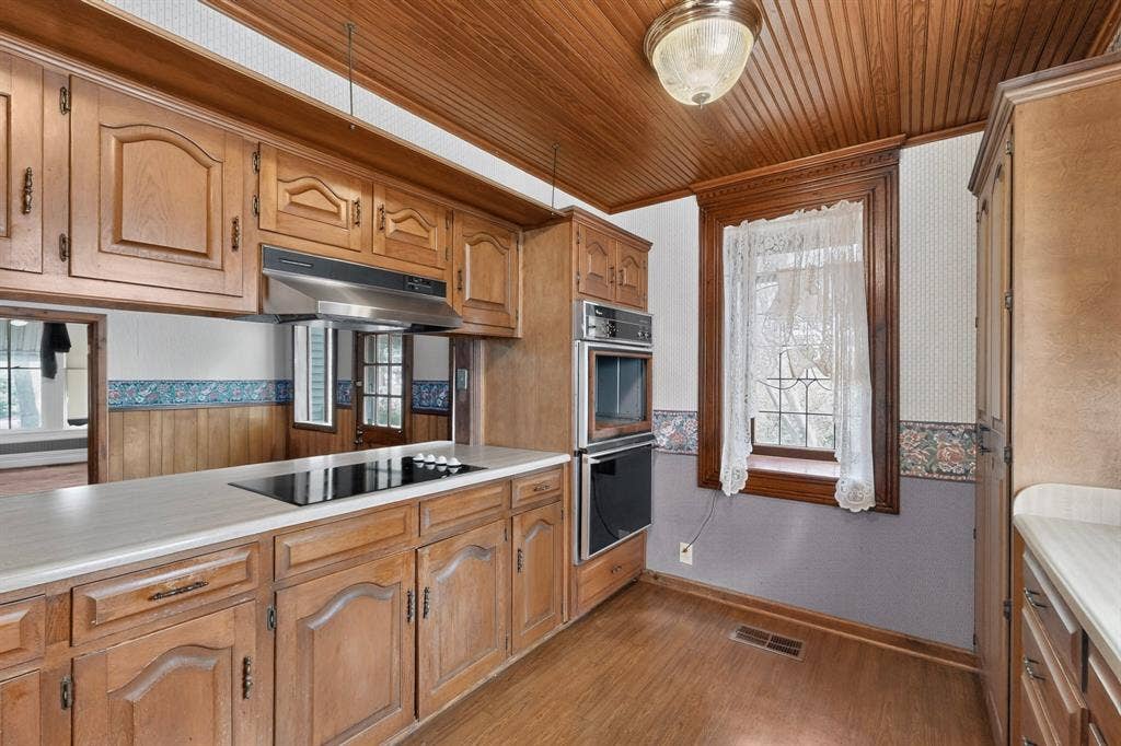 604 Johnson Street, Terrell, TX 75160 604 Johnson Street, Terrell, TX 75160