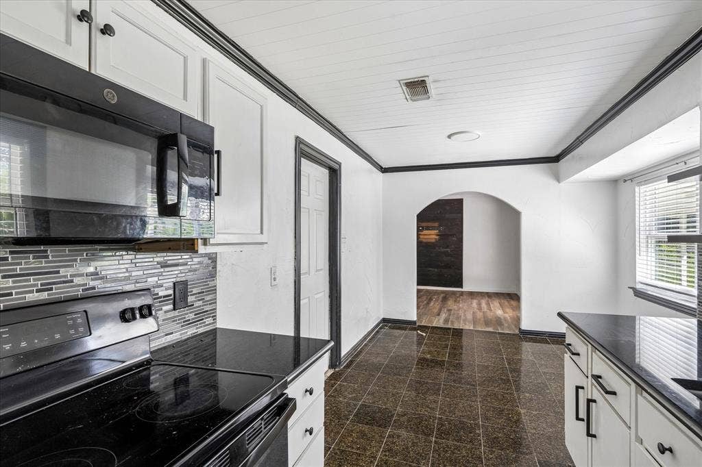 716 Heathcliff Drive, Everman, TX 76140 716 Heathcliff Drive, Everman, TX 76140