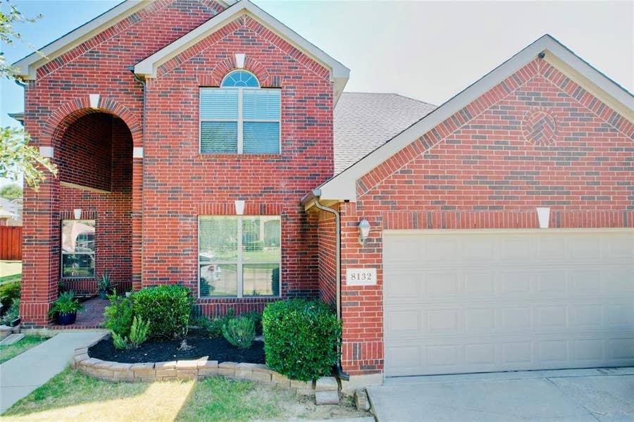 Property photo for 8132 Guadalupe Road, Arlington, TX