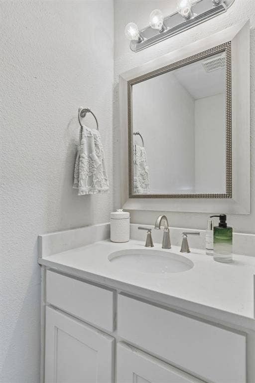 6708 McCallum Boulevard, Dallas, TX 75252 Half Bathroom off Laundry