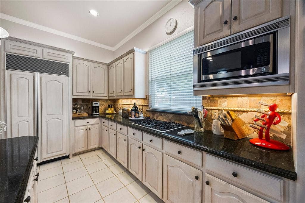 5900 Lennox Hill Drive, Plano, TX 75093 5900 Lennox Hill Drive, Plano, TX 75093