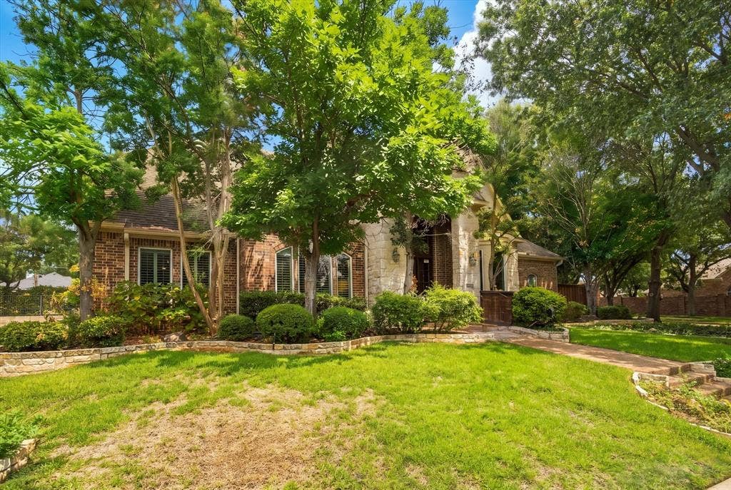 5900 Lennox Hill Drive, Plano, TX 75093 5900 Lennox Hill Drive, Plano, TX 75093