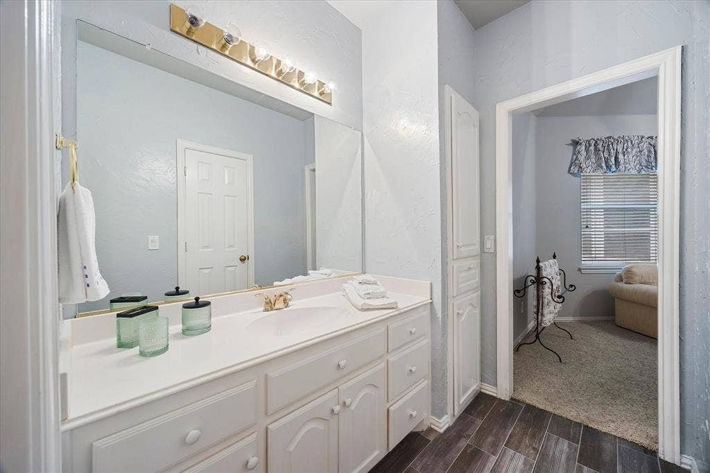 5900 Lennox Hill Drive, Plano, TX 75093 5900 Lennox Hill Drive, Plano, TX 75093