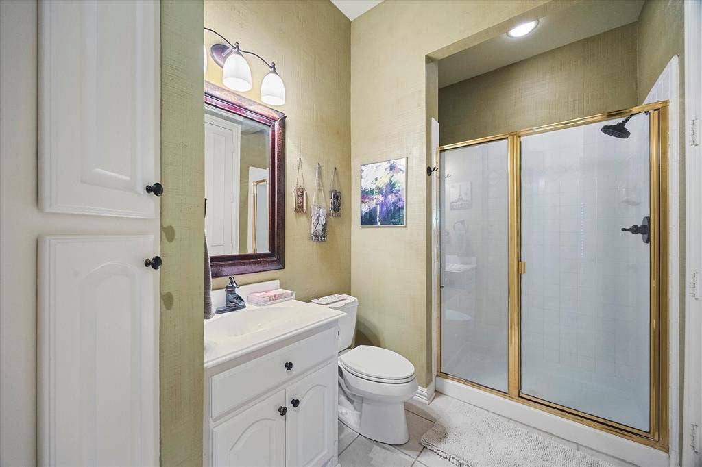 5900 Lennox Hill Drive, Plano, TX 75093 5900 Lennox Hill Drive, Plano, TX 75093
