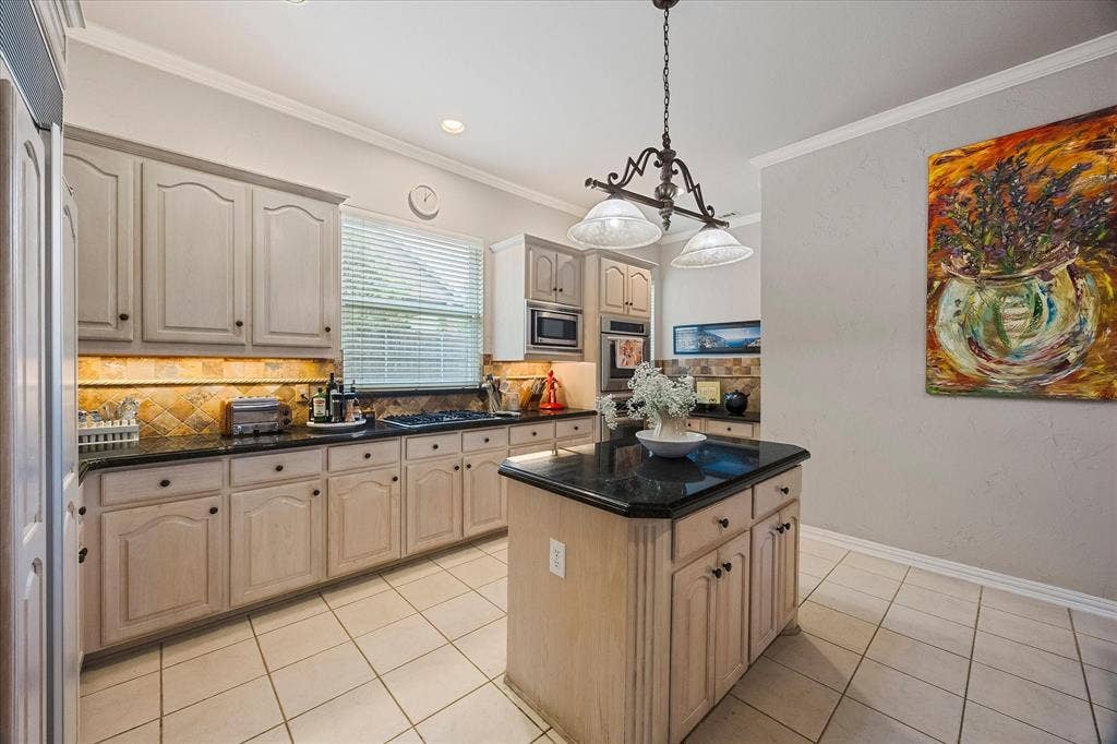 5900 Lennox Hill Drive, Plano, TX 75093 5900 Lennox Hill Drive, Plano, TX 75093