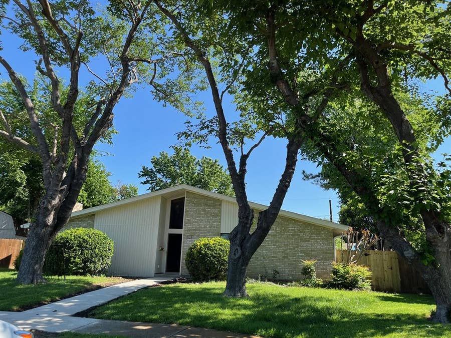 Property photo for 3410 Columbia Circle, Garland, TX