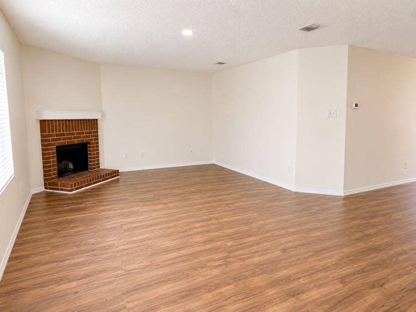 1216 Wisdom Drive, Cedar Hill, TX 75104 1216 Wisdom Drive, Cedar Hill, TX 75104