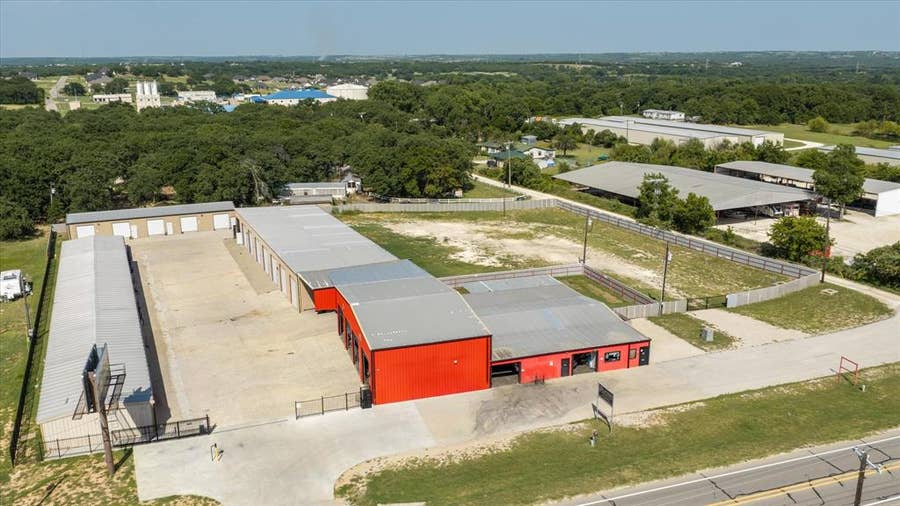 Property photo for 5985 Fall Creek Highway, Granbury, TX
