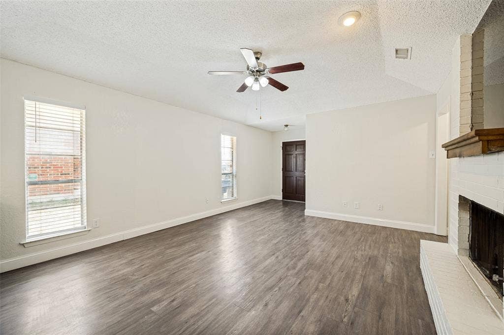8902 Marilyn Drive, Frisco, TX 75033 8902 Marilyn Drive, Frisco, TX 75033