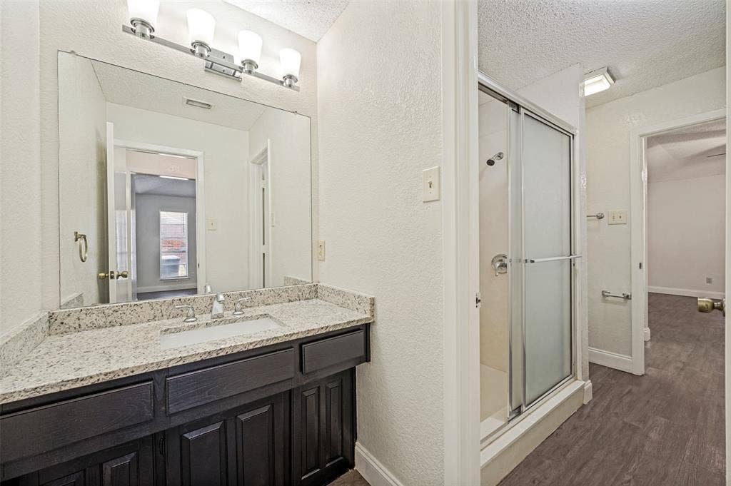 8902 Marilyn Drive, Frisco, TX 75033 8902 Marilyn Drive, Frisco, TX 75033