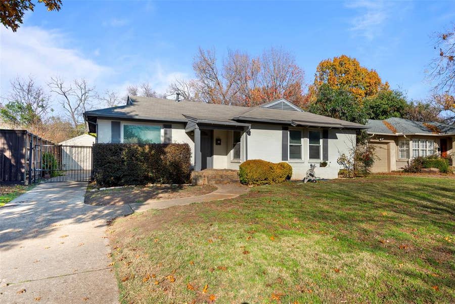 Property photo for 4131 Saranac Drive, Dallas, TX
