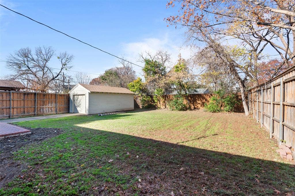 4131 Saranac Drive, Dallas, TX 75220 4131 Saranac Drive, Dallas, TX 75220